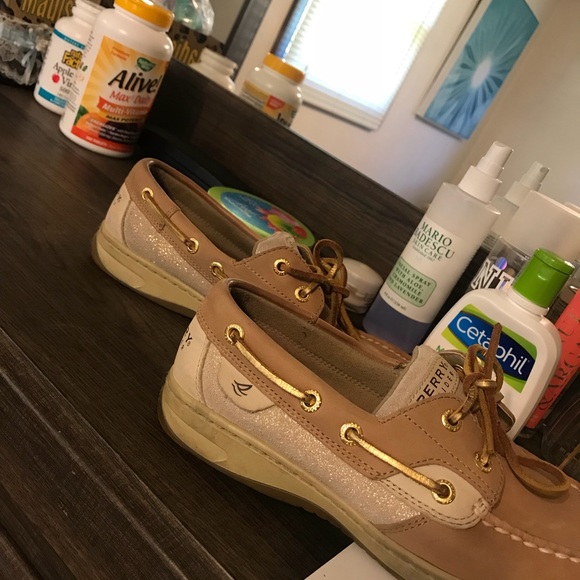Sperry’s - Picture 2 of 2